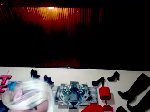 blondehot5v online show from 09/26/25, 11:58