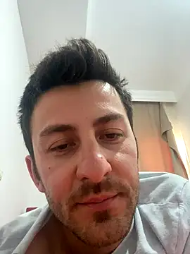 emredenizz07 online show from 10/08/25, 08:01