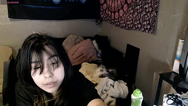 Snapshot of London_Ray chatting on 10/29/25, 07:43 London Ray online show from 10/29/25, 07:43