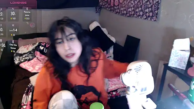 London Ray online show from 02/07/26, 07:12