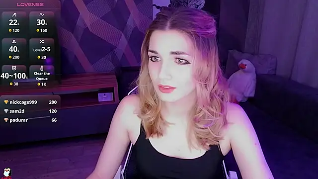 Snapshot of Sandy_Belle chatting on 10/12/25, 09:25 Sandy Belle online show from 10/12/25, 09:25