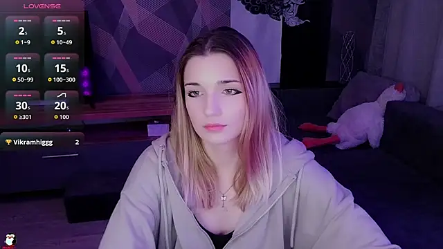 Snapshot of Sandy_Belle chatting on 11/07/25, 07:47 Sandy Belle online show from 11/07/25, 07:47