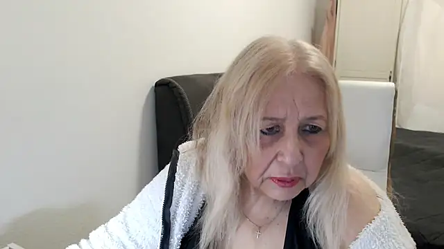 SusiLifeXXX online show from 05/19/26, 07:31