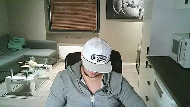 Dartanjanas13 online show from 11/12/25, 05:35