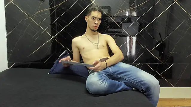  Axel 09 online show from 04/09/26, 04:12