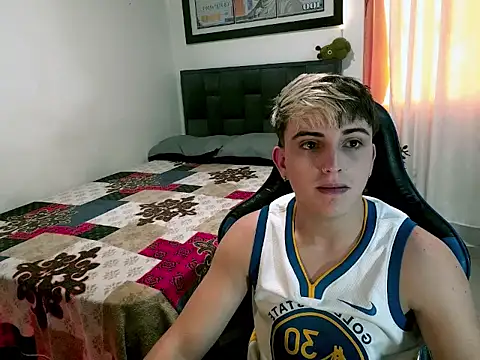 Justin trevor1 online show from 06/19/26, 10:35