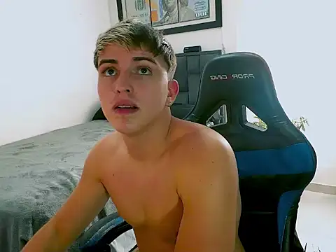 Justin trevor1 online show from 07/25/26, 08:17