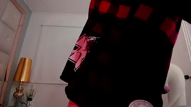 Snapshot of dark_sun302 chatting on 10/11/25, 10:30 dark sun302 online show from 10/11/25, 10:30