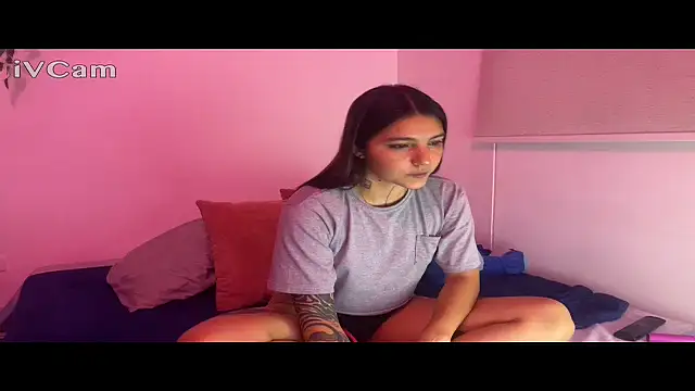 SurpriseMadlicia online show from 09/12/25, 03:50