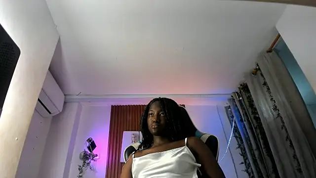 Evaa 18 online show from 12/03/25, 06:17