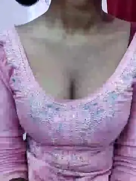 Snapshot of Reeta-rani chatting on 10/07/25, 04:31 Reeta-rani online show from 10/07/25, 04:31