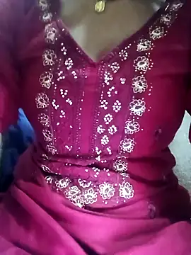 Snapshot of Reeta-rani chatting on 11/19/25, 04:12 Reeta-rani online show from 11/19/25, 04:12