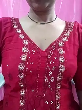 Snapshot of Reeta-rani chatting on 12/16/25, 05:23 Reeta-rani online show from 12/16/25, 05:23