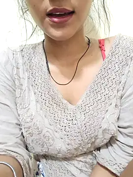 Snapshot of Raj-kumari chatting on 07/19/26, 03:43 Raj-kumari online show from 07/19/26, 03:43