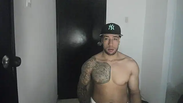 ThiagoLugo online show from 06/17/26, 04:08