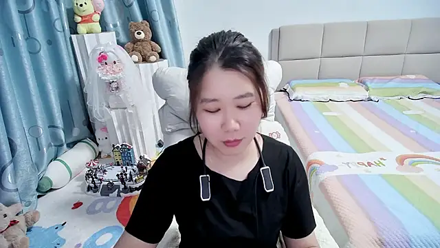 Onlyxixi online show from 04/25/26, 12:41