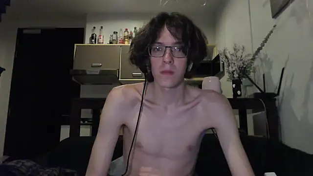 Snapshot of LovesomeCookie chatting on 09/14/25, 11:20 LovesomeCookie online show from 09/14/25, 11:20