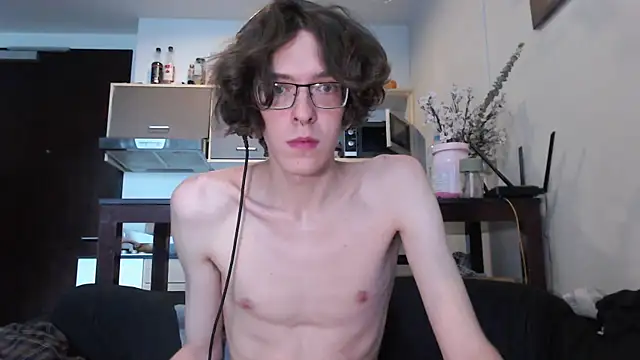 Snapshot of LovesomeCookie chatting on 09/20/25, 10:27 LovesomeCookie online show from 09/20/25, 10:27