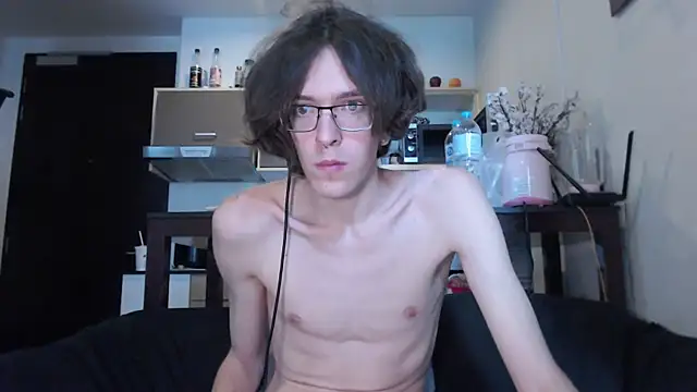 Snapshot of LovesomeCookie chatting on 10/02/25, 08:21 LovesomeCookie online show from 10/02/25, 08:21