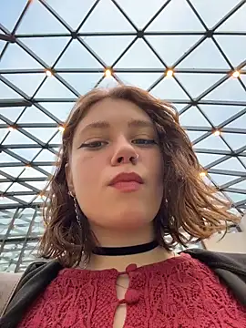 lucy-joy online show from 11/28/25, 09:12