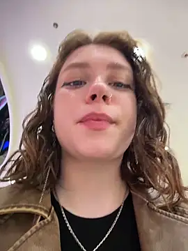 lucy-joy online show from 03/30/26, 09:32