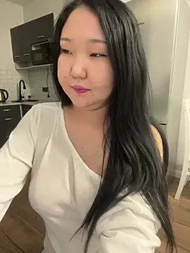 tammy gun online show from 12/14/25, 02:11