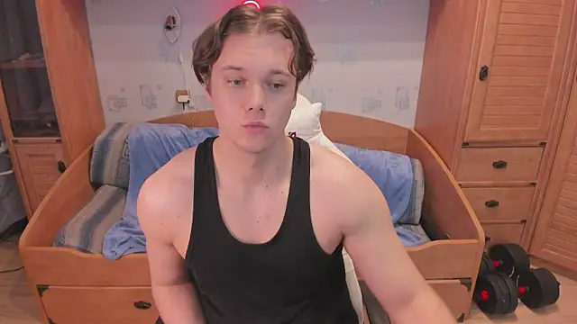 Snapshot of Dexter_Bennett chatting on 03/20/26, 03:17 Dexter Bennett online show from 03/20/26, 03:17