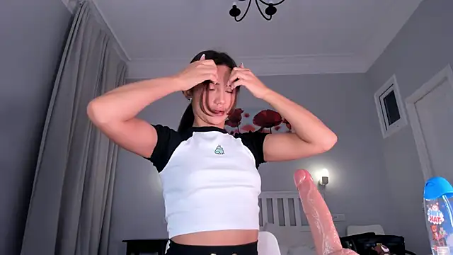 xxxenony    online show from 10/16/25, 01:17