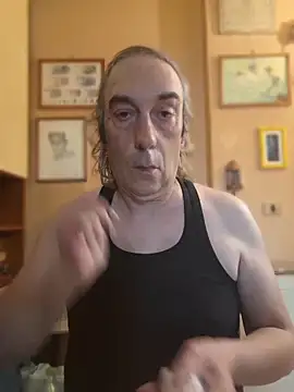 Snapshot of bi_dare chatting on 04/11/26, 11:58 bi dare online show from 04/11/26, 11:58