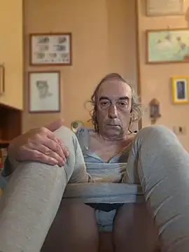 Snapshot of bi_dare chatting on 04/12/26, 09:47 bi dare online show from 04/12/26, 09:47