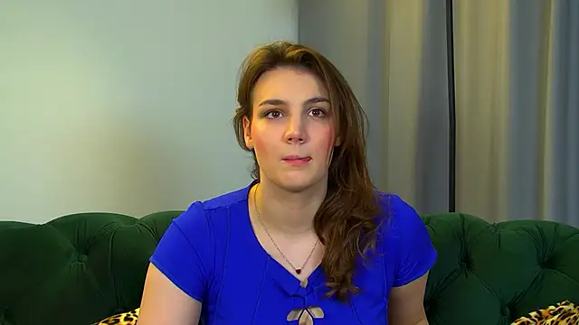 Snapshot of KarenClarks chatting on 10/13/25, 06:19 KarenClarks online show from 10/13/25, 06:19