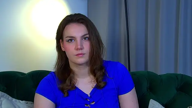 Snapshot of KarenClarks chatting on 10/21/25, 06:30 KarenClarks online show from 10/21/25, 06:30