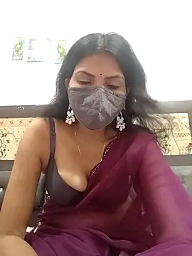 Yourhotsweetgirl online show from 09/21/25, 05:47