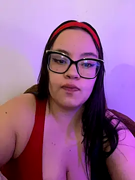 Emily Taylor2 online show from 12/01/25, 02:05