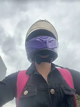 Camilla Miller01 online show from 04/10/26, 06:12