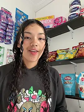 Camilla Miller01 online show from 04/18/26, 12:53