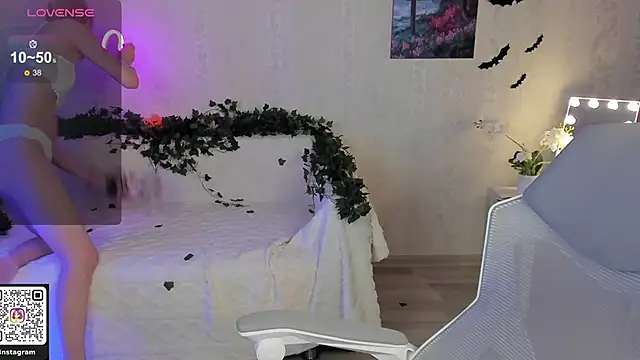 ArleneThomas online show from 11/05/25, 01:00