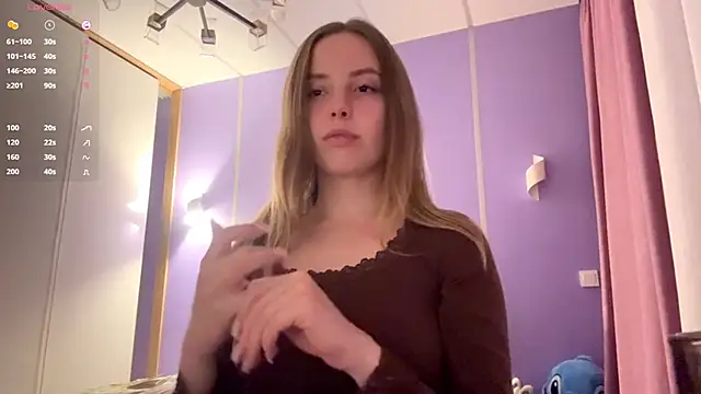 Snapshot of LinaMoonBlessed chatting on 11/25/25, 03:45 LinaMoonBlessed online show from 11/25/25, 03:45