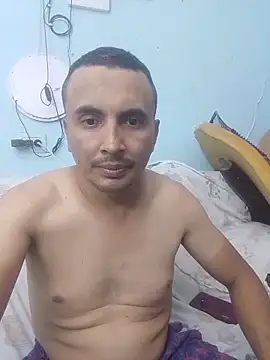 miroqui143 online show from 02/05/26, 01:10