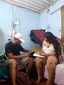 miroqui143 online show from 04/27/26, 06:28