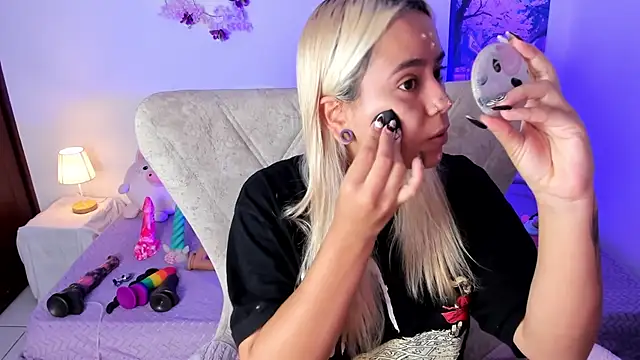 Nataliahenao69 online show from 07/21/26, 05:15