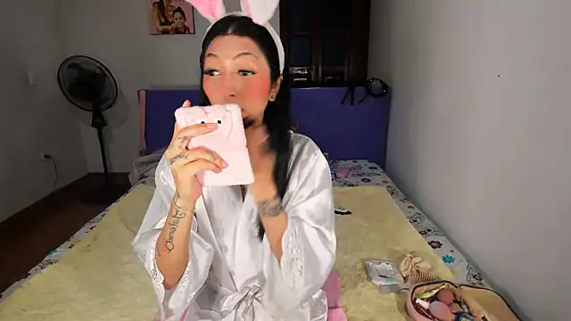 Anais lux online show from 05/05/26, 12:07