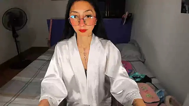 Anais lux online show from 05/15/26, 11:45