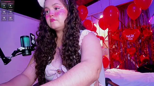 Snapshot of ShylySweet chatting on 02/15/26, 07:51 ShylySweet online show from 02/15/26, 07:51