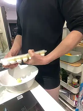 qaz23257 online show from 03/11/26, 09:37