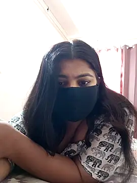Snapshot of Aavya_007 chatting on 06/08/26, 07:31 Aavya 007 online show from 06/08/26, 07:31
