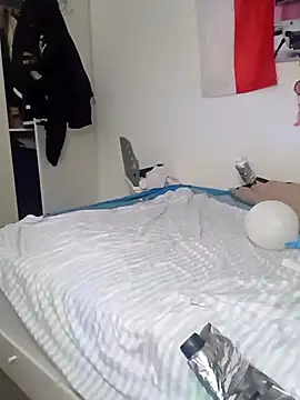 Wilsonn86 online show from 10/21/25, 05:08