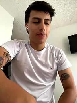 ErosVale online show from 10/04/25, 10:08