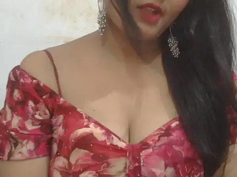 POOJA 199 online show from 05/25/26, 07:14