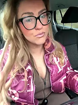 Charleigh xx online show from 01/08/26, 12:07